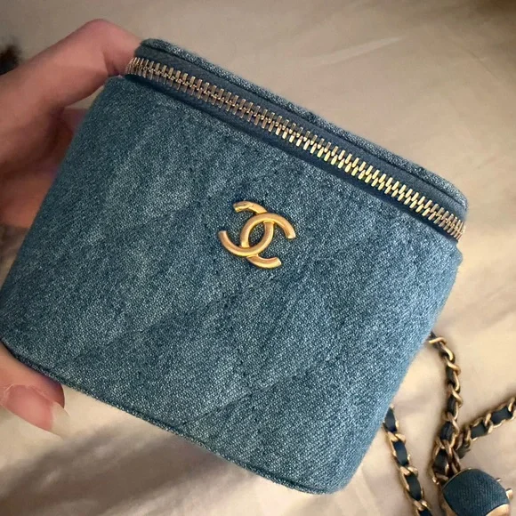 Perfect Condition Chanel Blue Denim Vanity Mini Bag - Picture 2 of 5